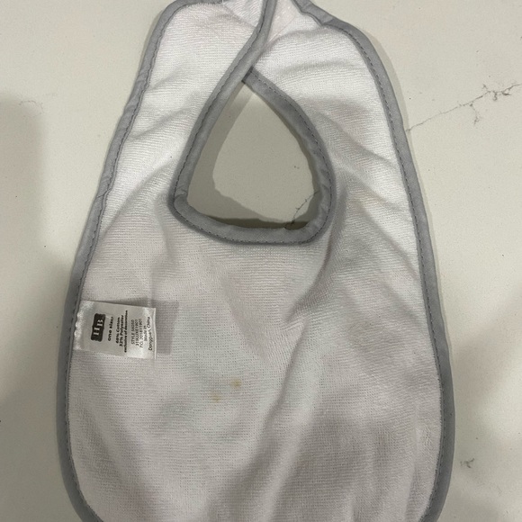 Baby’s Unisexed My First New Year’s Infant Bib Memorabilia - Picture 4 of 4